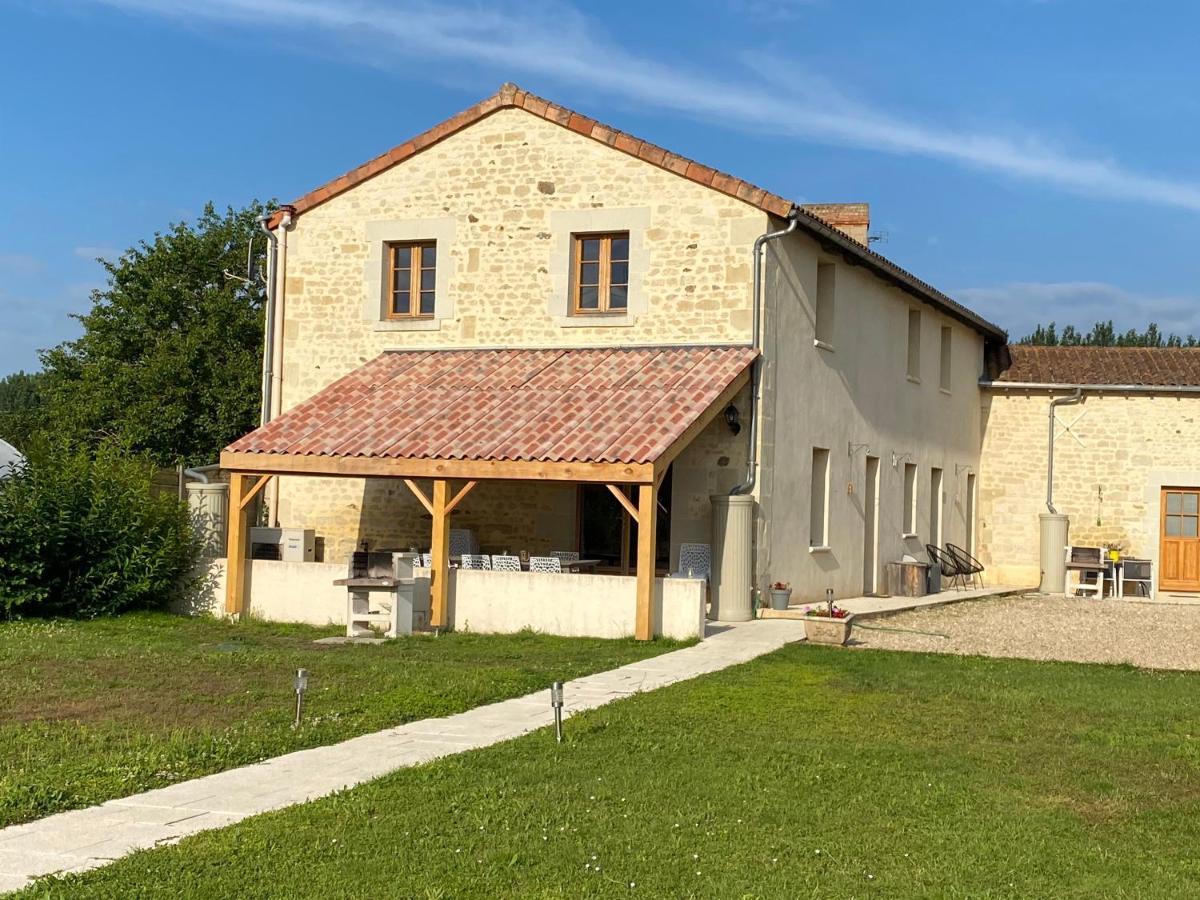 Loire Escapes Hotel Berrie Екстериор снимка